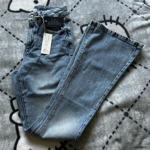 Forever21 high rise flare jeans never worn